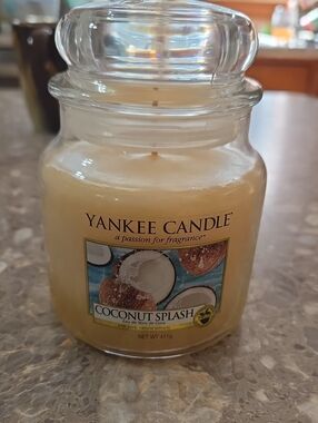 Yankee Candle Candle Jar- Coconut Splash
